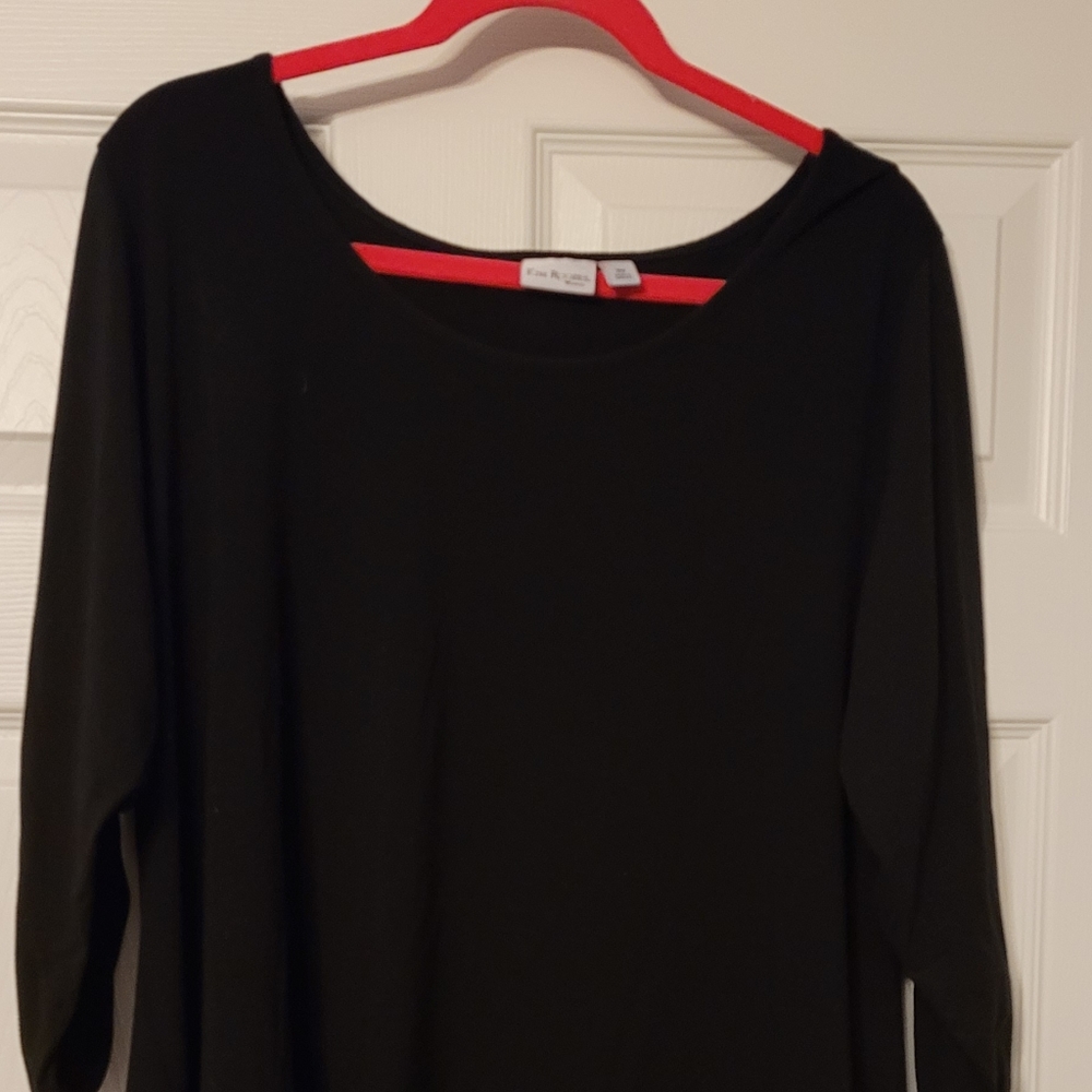Lightweight Black Sweater w/3/4 sleeves. No blemishes to fabric at all.